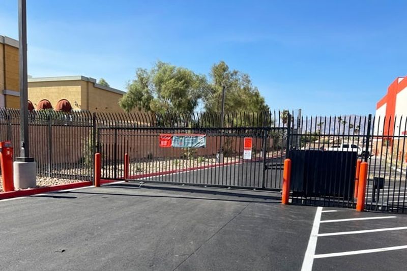 Property 6205 image number 2