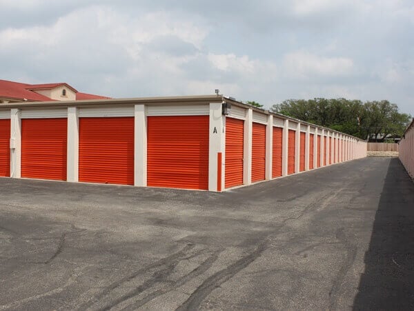 20×10 Public Storage: Parking Lot in San Antonio, TX 6014 NW Loop 410 San Antonio, Texas 2