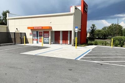 Property at 27667 - Ocala/E Silver Springs Bl