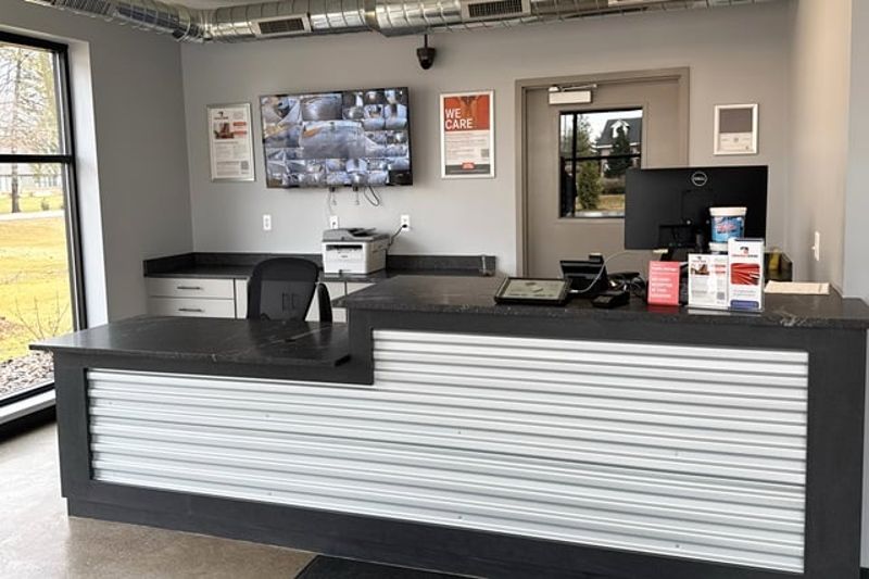 Property 6221 image number 2