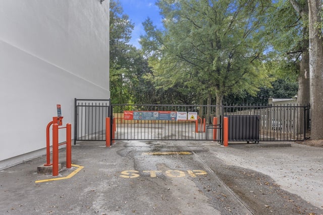 Property 624 image number 3