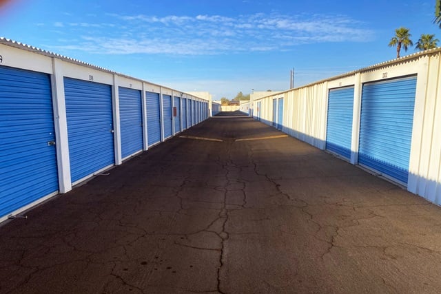 Public Storage in Glendale, AZ  5240 W Cactus Rd 2