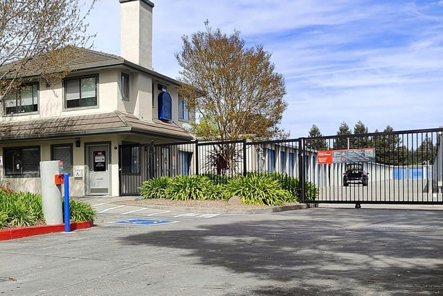 Self Storage Unit in Rohnert Park, California 3