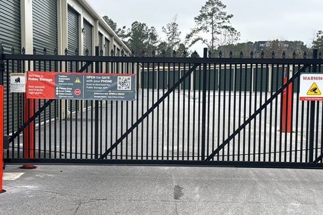 Public Storage in Summerville, SC  406 E 3rd North Street 2