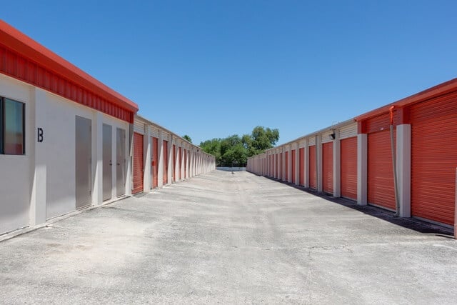 20×10 Public Storage: Garage in San Antonio, TX 1425 Austin Highway San Antonio, Texas 2