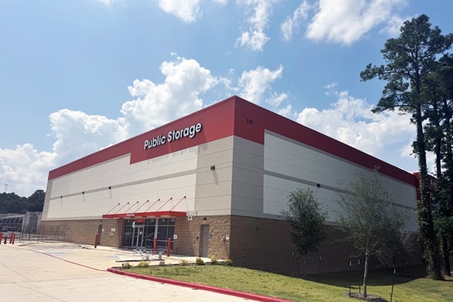 5 x 5 Self Storage Unit in Conroe, Texas