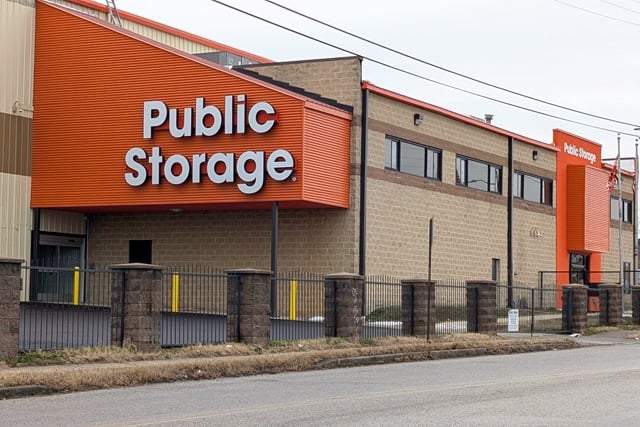 Public Storage in Baltimore, MD  234 S Haven St