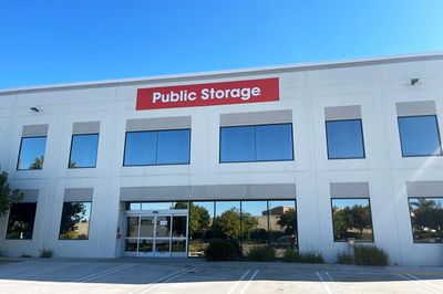 Property at 78007 - Vista/N Melrose Dr