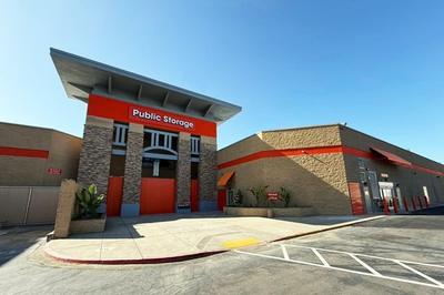 Public Storage