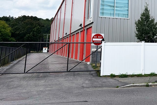 Public Storage in Lynn, MA  111 Locust St 3