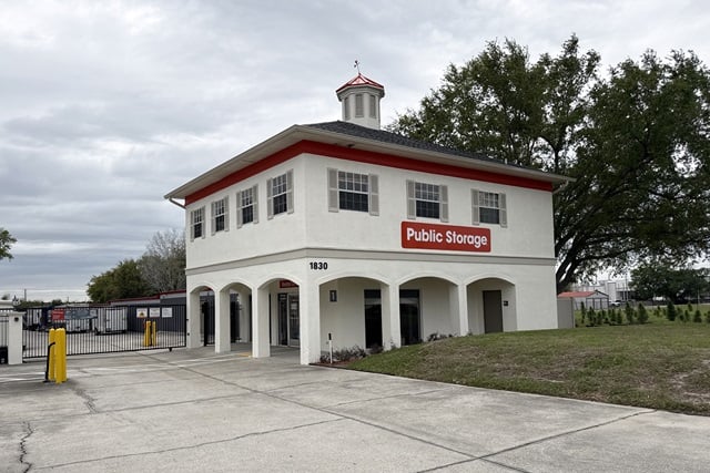 10×20 Self Storage Unit in Kissimmee, FL 1830 E Irlo Bronson Memorial Hwy Kissimmee, Florida