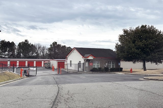 10×20 Parking Lot in Winder, GA