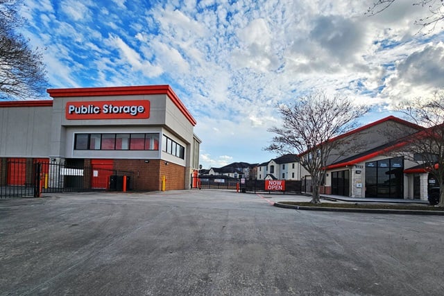 10×30 Self Storage Unit in Humble, TX 9722 N Sam Houston Pkwy E Humble, Texas