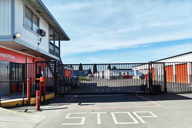 Self Storage Unit in Santa Rosa, California 3