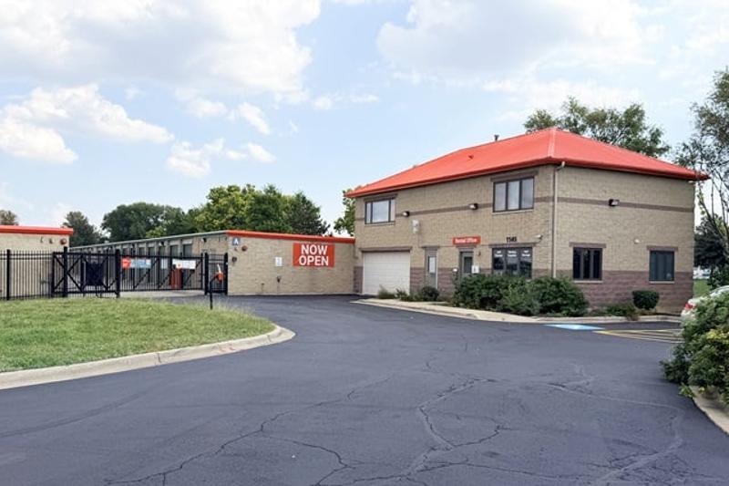 Public Storage at 1149 S Frontage Rd, Romeoville, IL