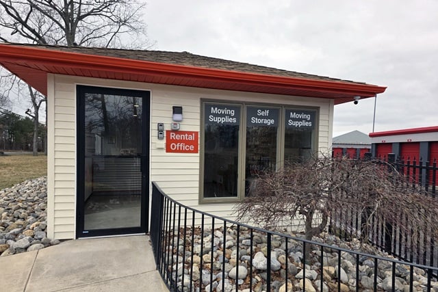 Self Storage Unit & Unpaved Lot in Lakewood, NJ Lakewood, NJ