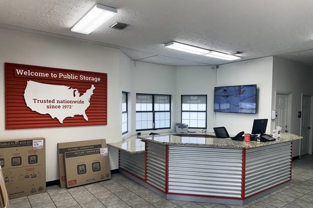 10×20 Self Storage Unit in Conroe, TX 15891 Interstate 45 S Conroe, Texas 3