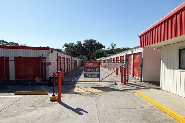 Public Storage in Leesburg, FL  1435 Center St 3