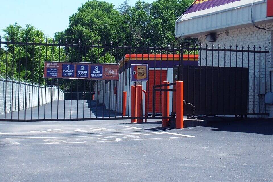 Public Storage  101 Harding Road in Chattanooga, TN