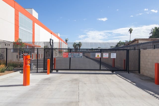 Self Storage Unit in Van Nuys, California 3