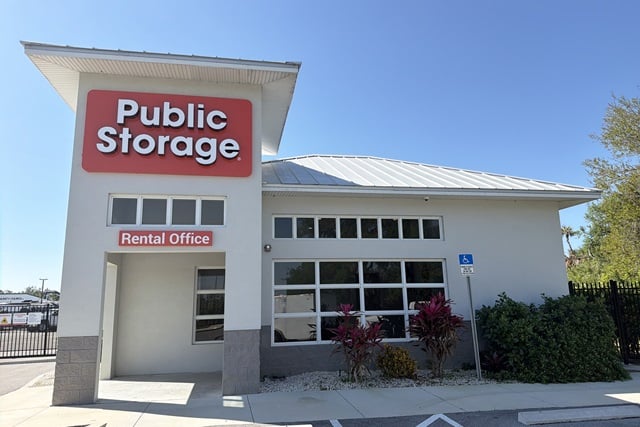 Public Storage in Parrish, FL  9419 Moccasin Wallow Rd