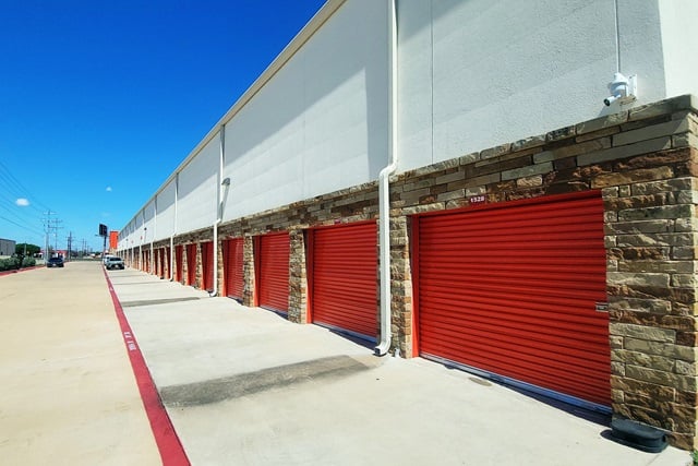 30×10 Garage in Bastrop, TX 510 State Hwy 71 Bastrop, Texas 2