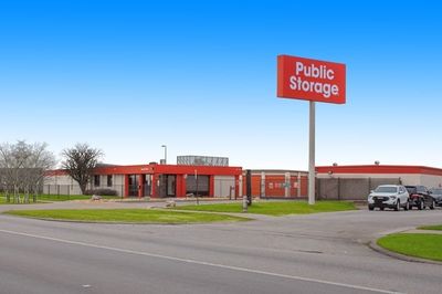 Property at 20407 - Austin/8128 N.Lamar Blvd I image number 0