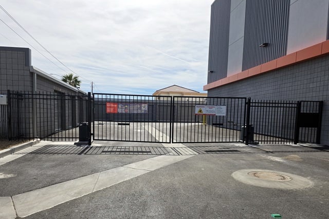 Public Storage in Las Vegas, NV 4375 S Buffalo Dr 2