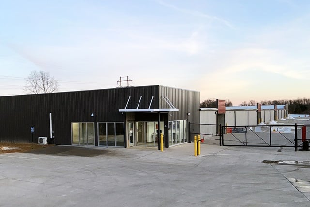 Public Storage in Salem, VA  911 N Electric Rd