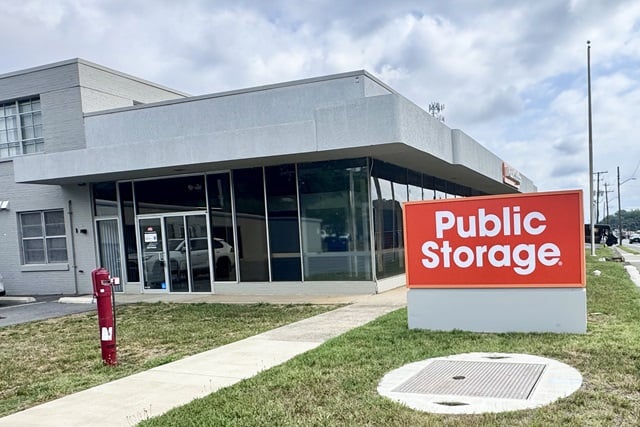 Public Storage in Roanoke, VA  2743 Franklin Rd SW