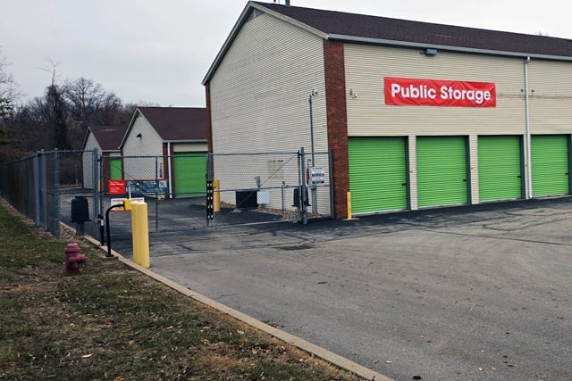 Self Storage Unit in Saint Peters, Missouri 3