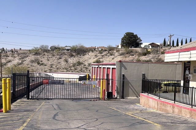 Public Storage in El Paso, TX  5201 N Mesa St 3