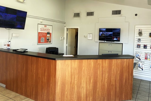 Public Storage in Phoenix, AZ  1844 N 43rd Ave 2