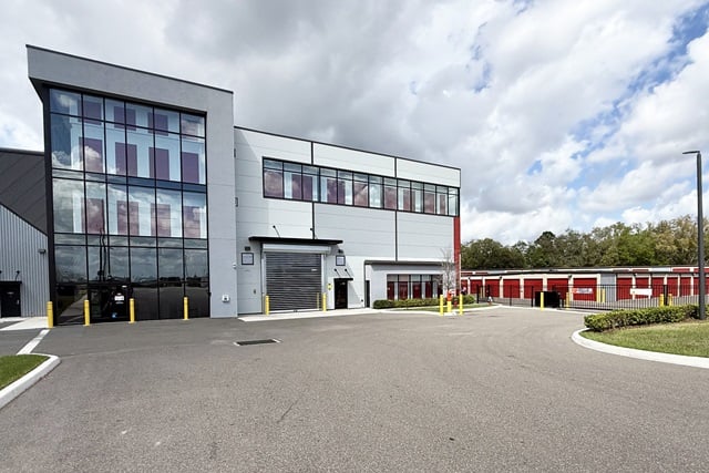 Public Storage in Clermont, FL  14037 Country Road 455