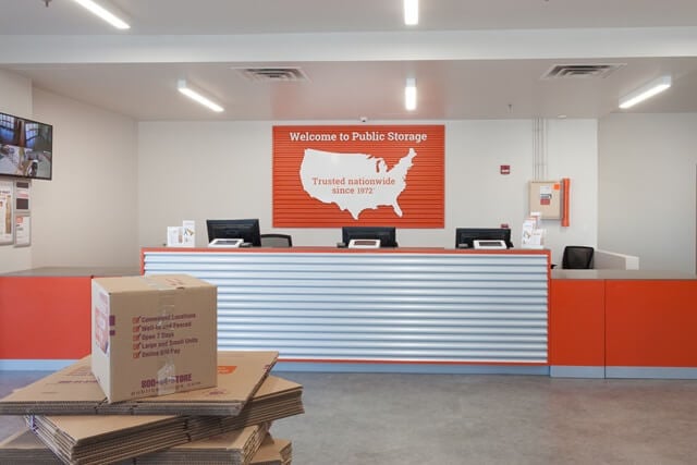 Property 649 image number 2