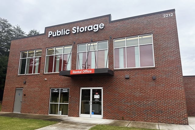 Public Storage in Dacula, GA  2212 Alcovy Rd SE