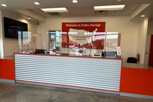 Property 652 image number 2