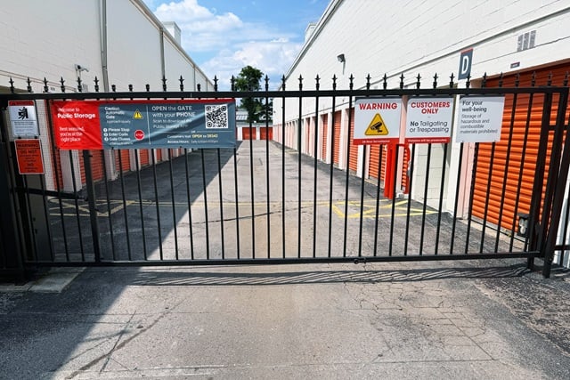 Property 660 image number 3