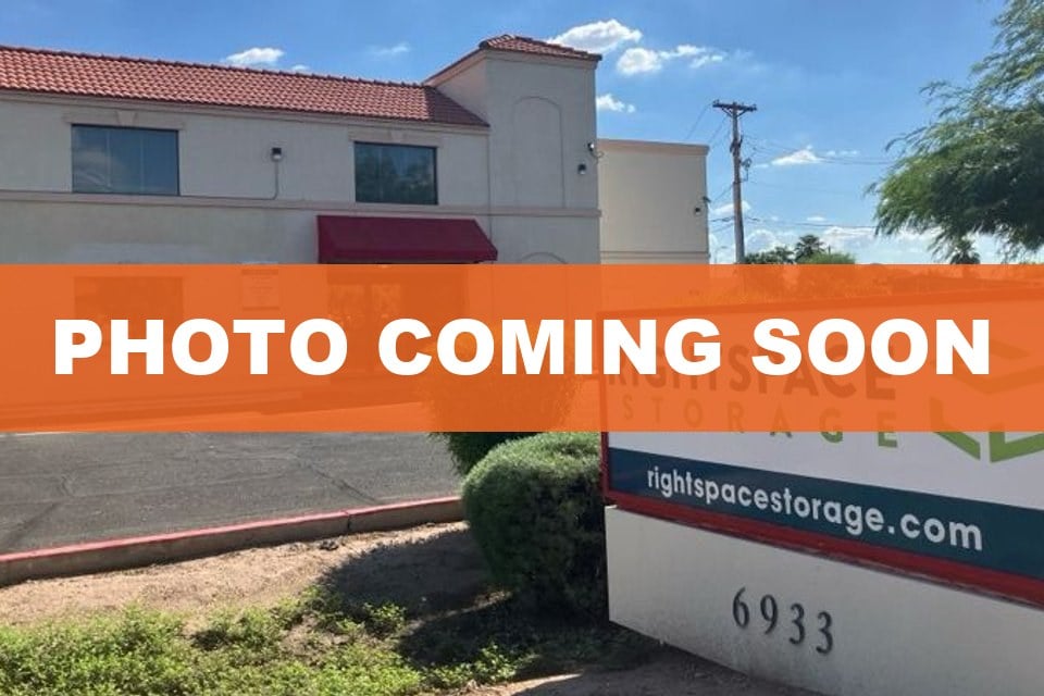 Public Storage in Scottsdale, AZ 6933 E Thomas Rd 2