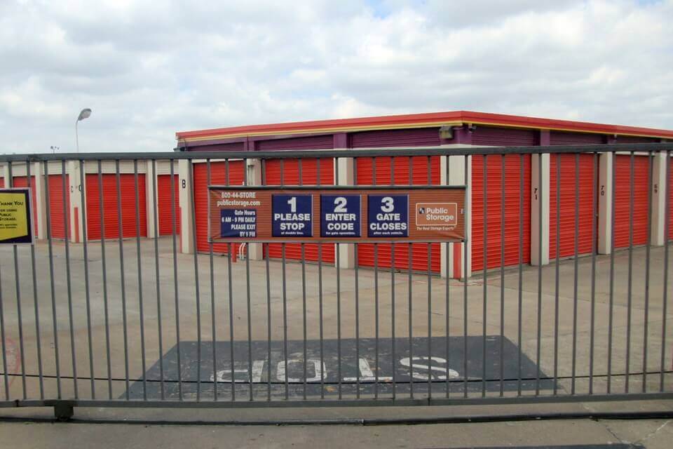 Public Storage 4921 Davis Blvd in North Richland Hills, TX
