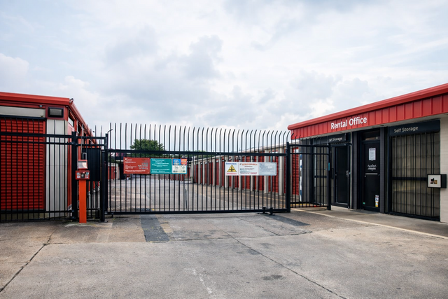 Property 669 image number 3