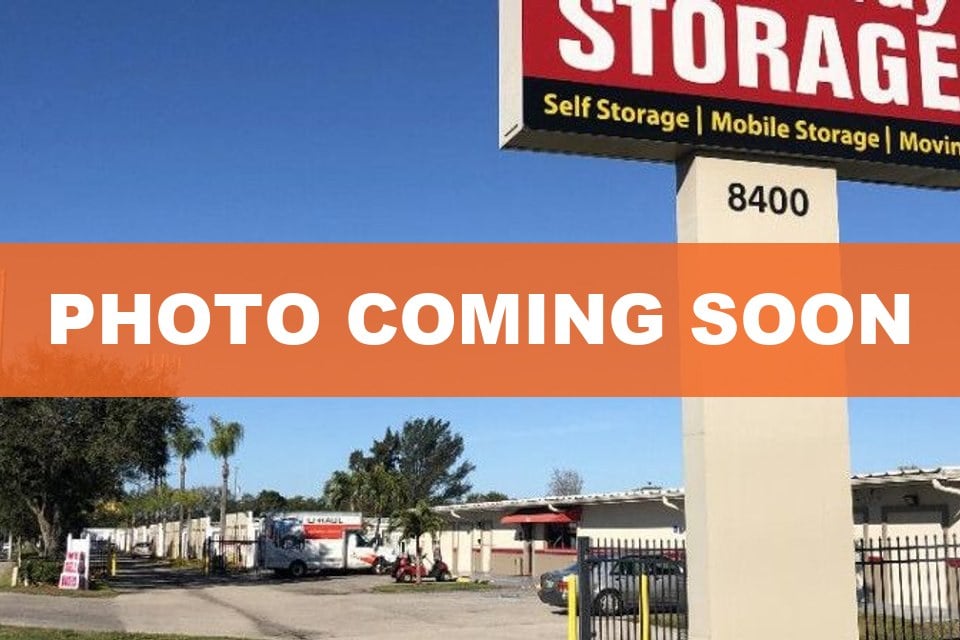 4 x 4 Self Storage Unit in Bradenton, Florida