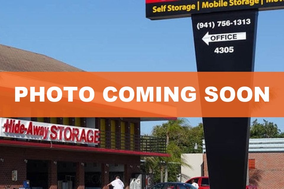 4 x 4 Self Storage Unit in Bradenton, Florida