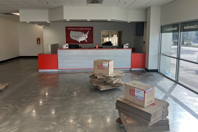 Property 673 image number 2