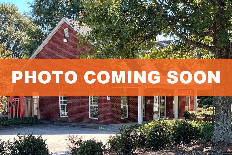 10×20 Garage in McDonough, GA 1000 Premier Way McDonough, Georgia