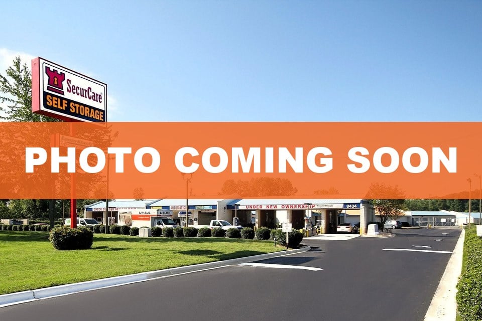 10×25 Garage in Charlotte, NC 8438 E Independence Bl Charlotte, North Carolina