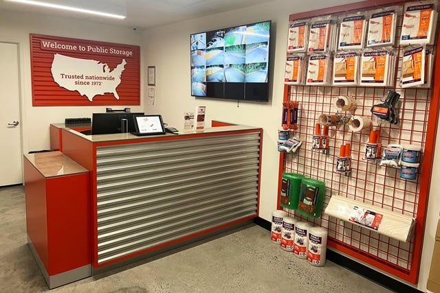 Property 682 image number 2