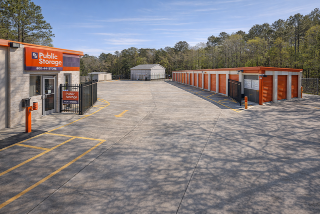 Property 682 image number 3