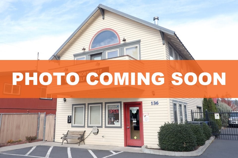 10×20 Garage in Bend, OR 136 SW Century Dr Bend, Oregon