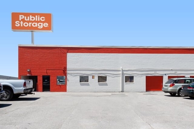 30 x 10 Public Storage: Self Storage Unit in Houston, Texas